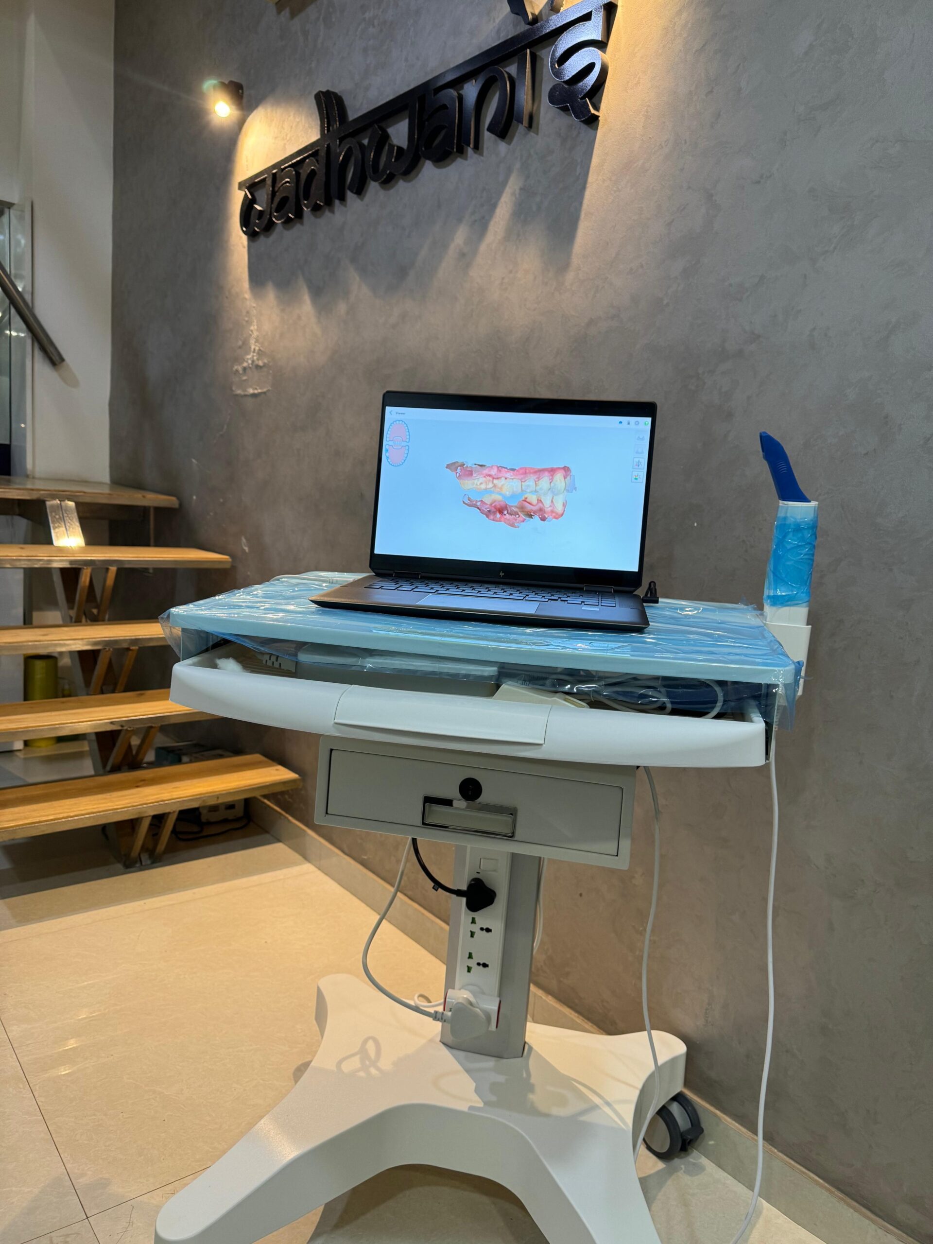 WhatsApp Image 2025-10-09 at 16.41.25_a2a82f57